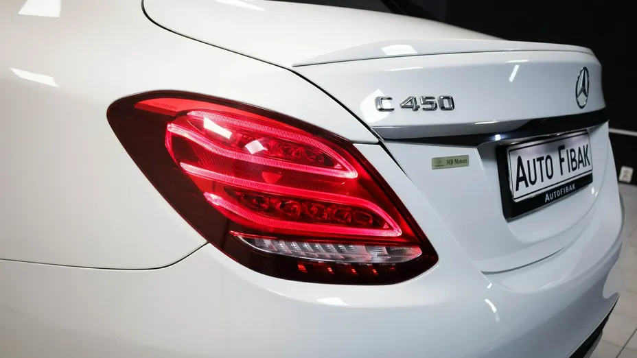 MERCEDES-BENZ C Klasa -