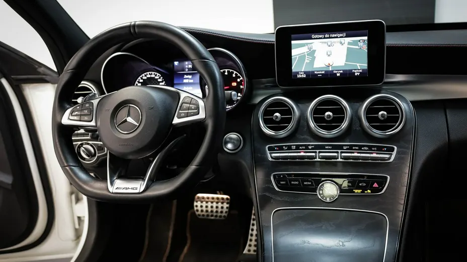 MERCEDES-BENZ C Klasa -