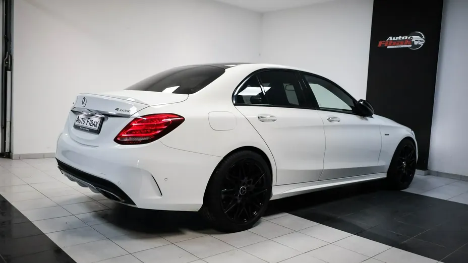 MERCEDES-BENZ C Klasa -