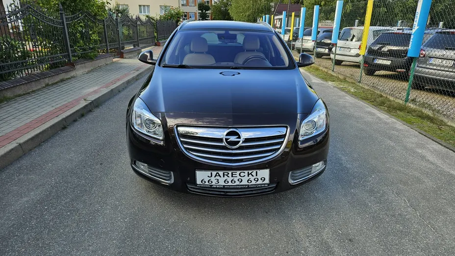 OPEL Insignia -