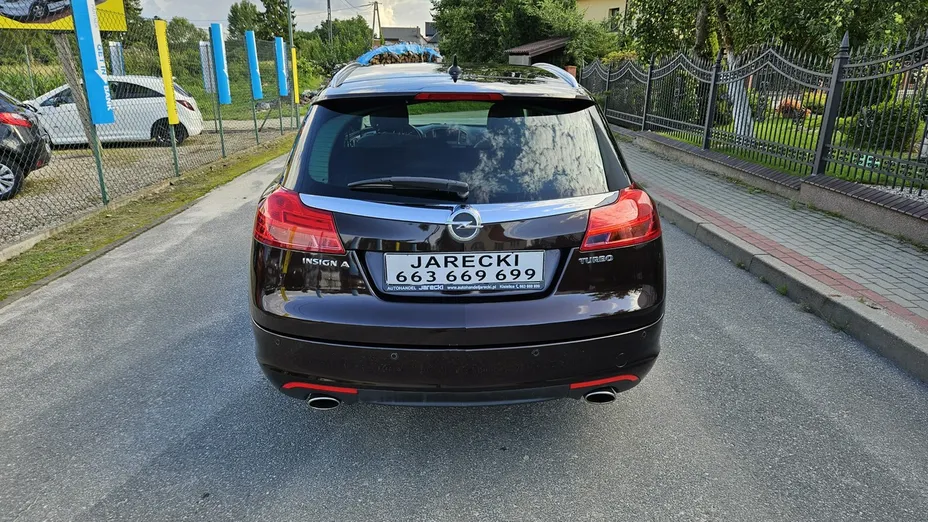 OPEL Insignia -