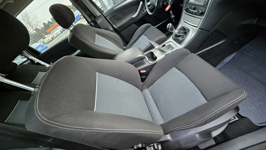 FORD S-MAX -