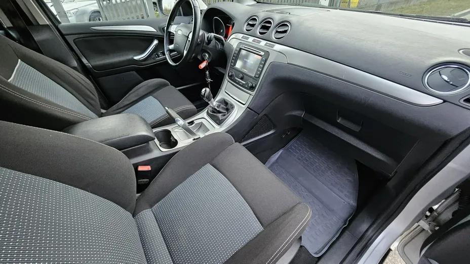 FORD S-MAX -