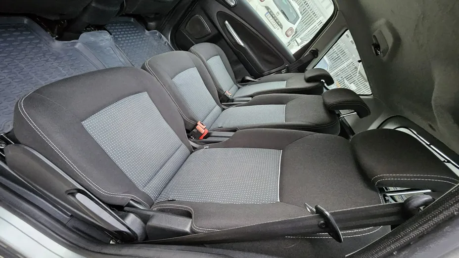 FORD S-MAX -