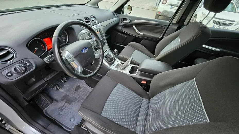 FORD S-MAX -
