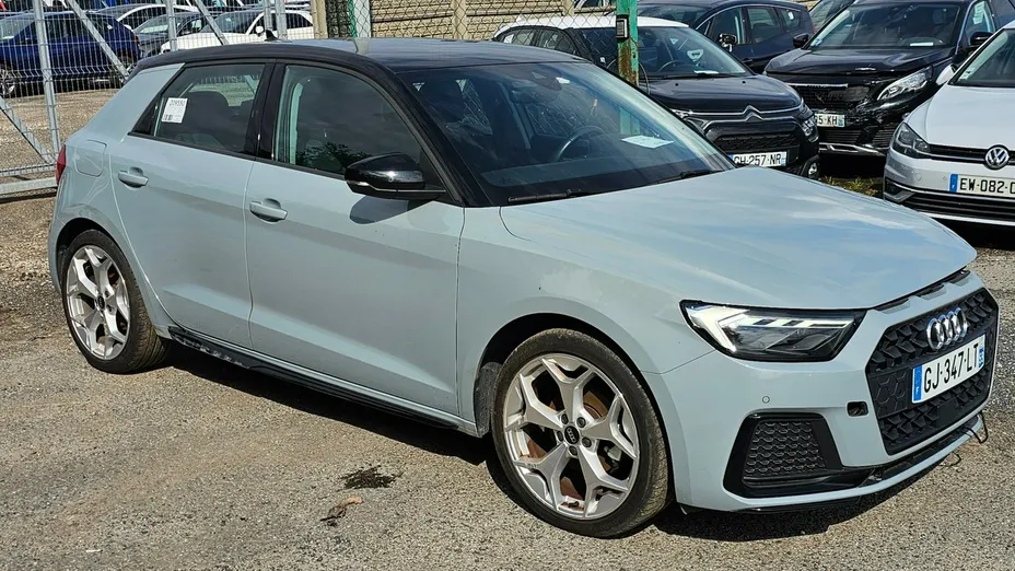 AUDI A1 -