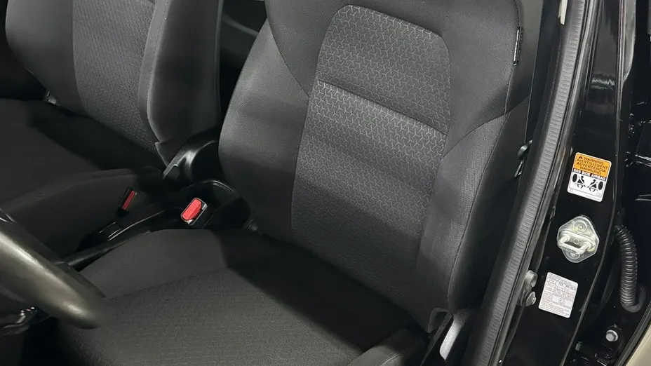 SUZUKI Swift -