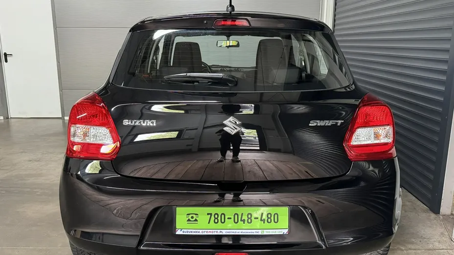 SUZUKI Swift -