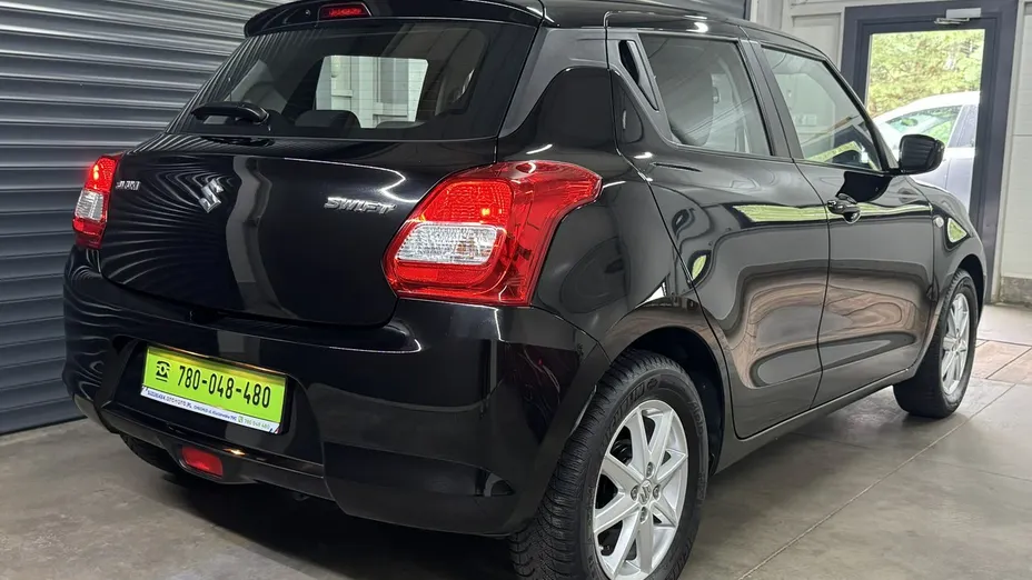 SUZUKI Swift -