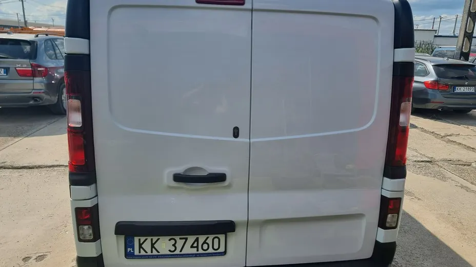 RENAULT Trafic -