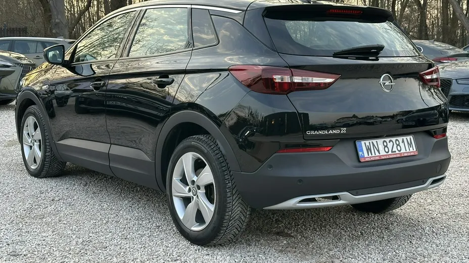 OPEL Grandland X -