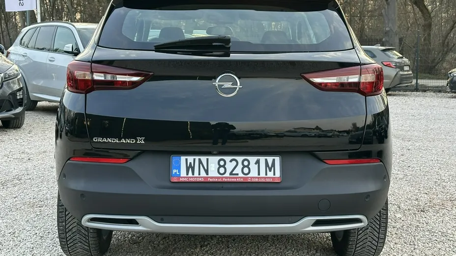 OPEL Grandland X -