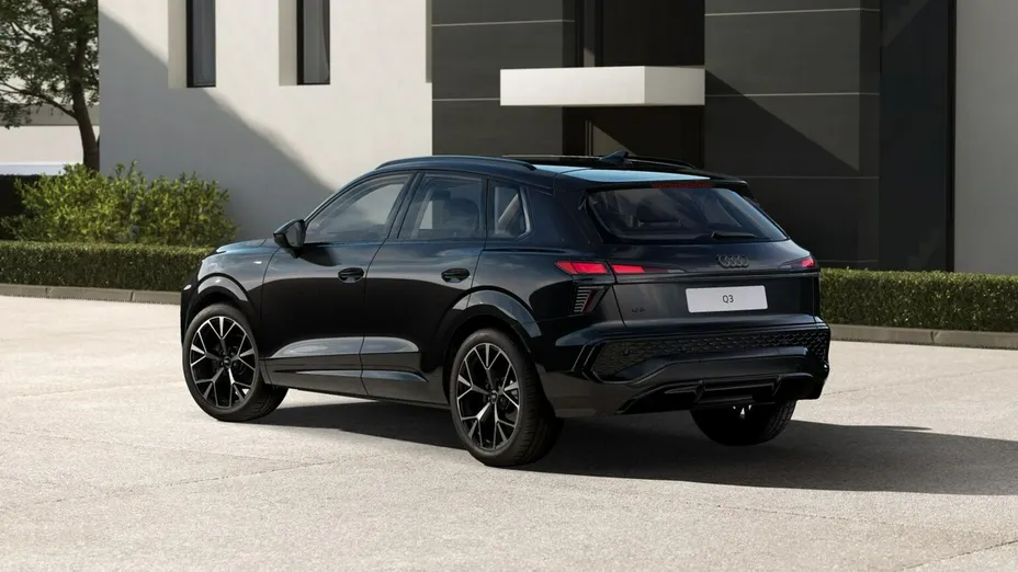 AUDI Q3 -