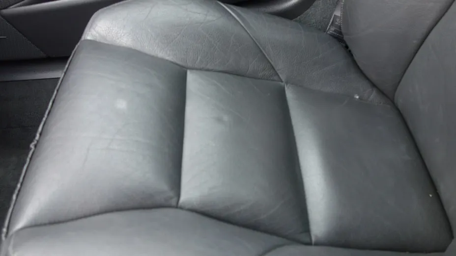 VOLVO S60 -