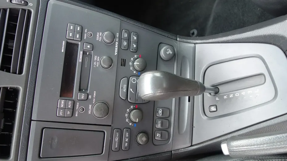 VOLVO S60 -