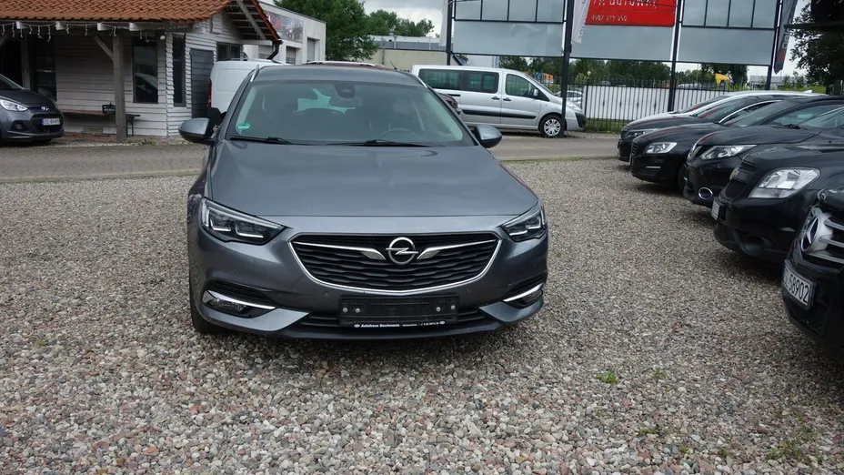 OPEL Insignia -