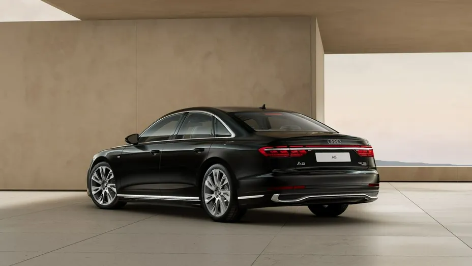 AUDI A8 -