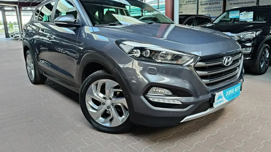 HYUNDAI Tucson -