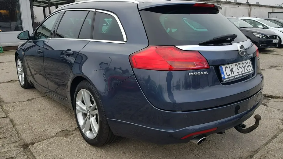 OPEL Insignia -