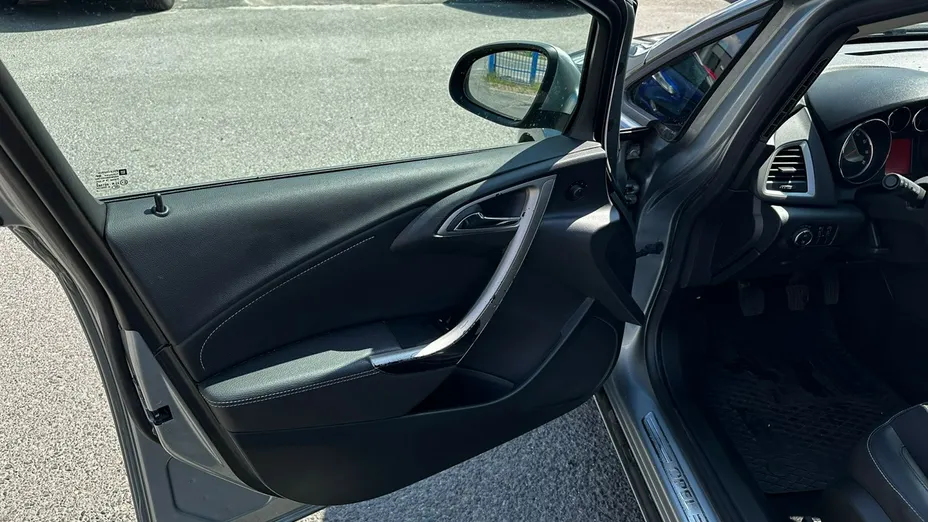 OPEL Astra -