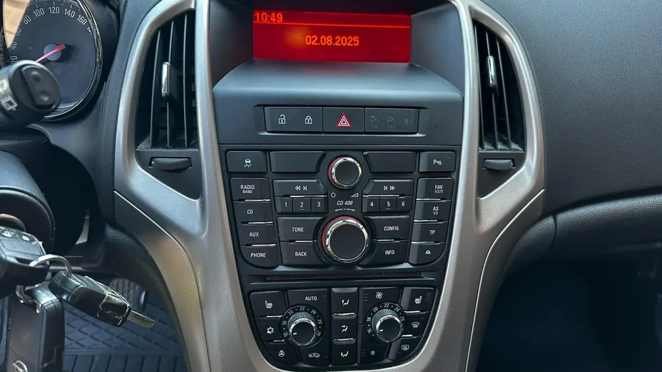 OPEL Astra -