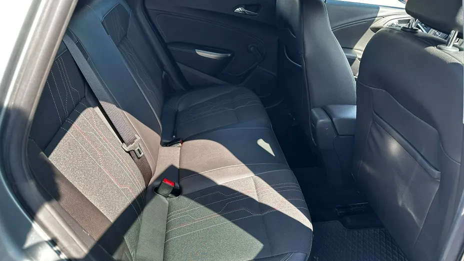OPEL Astra -