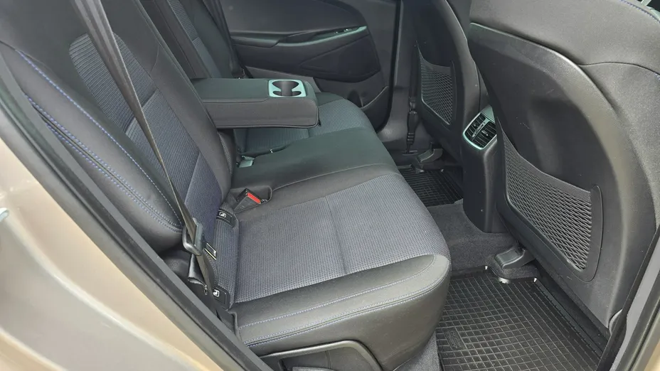 HYUNDAI Tucson -