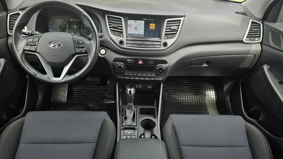 HYUNDAI Tucson -