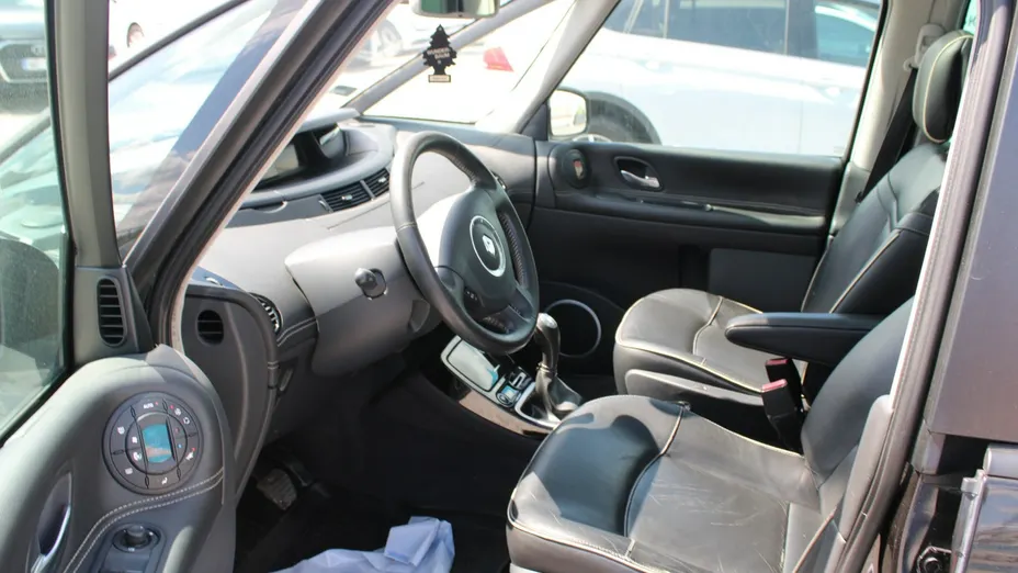 RENAULT Grand Espace -