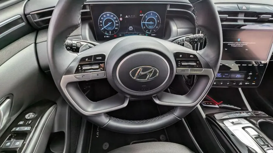HYUNDAI Tucson -