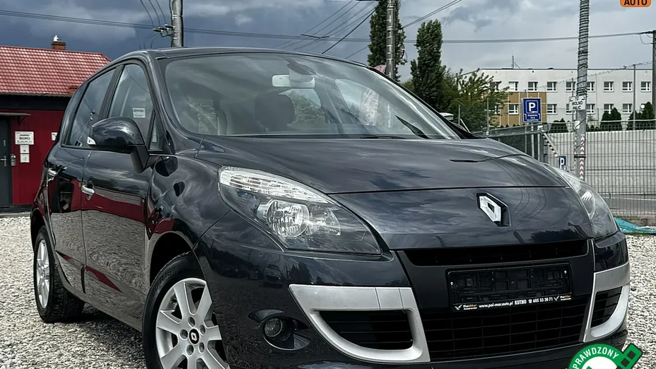 RENAULT Scenic -