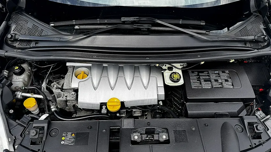 RENAULT Scenic -