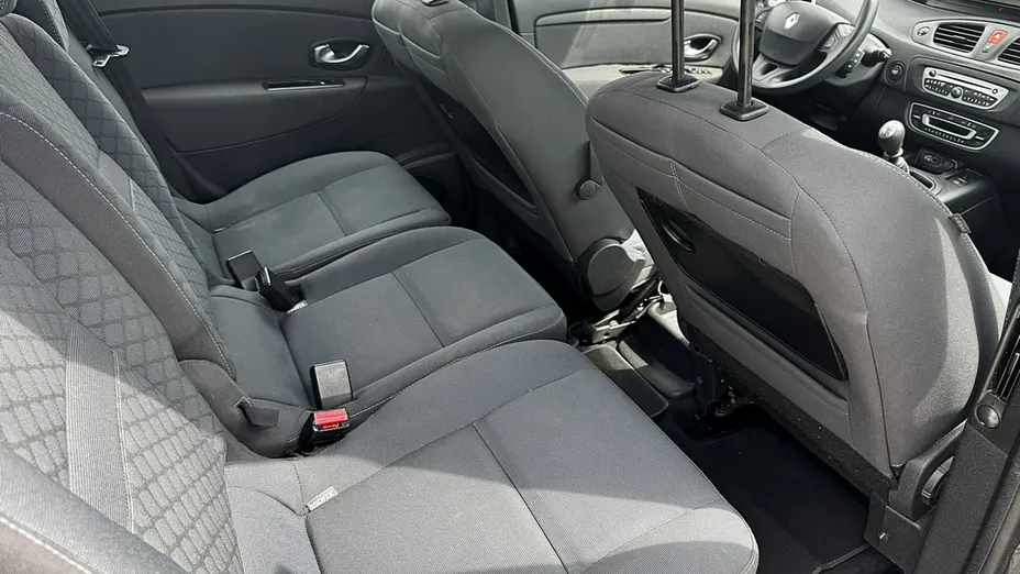RENAULT Scenic -