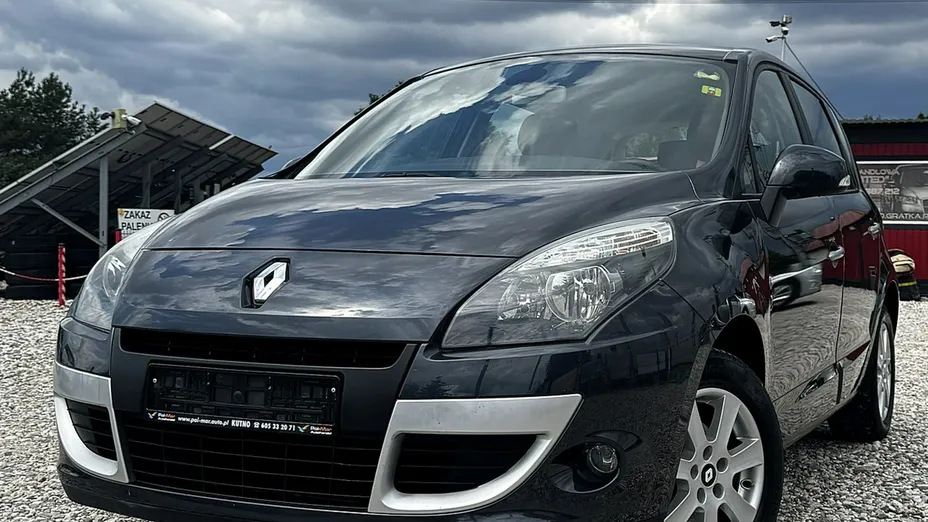 RENAULT Scenic -