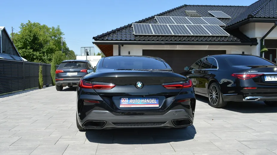 BMW Seria 8 -