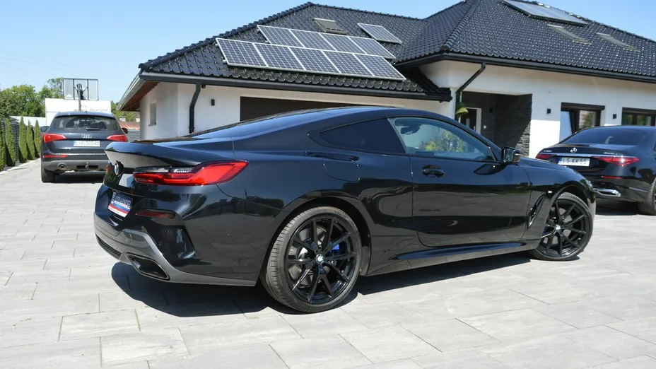 BMW Seria 8 -