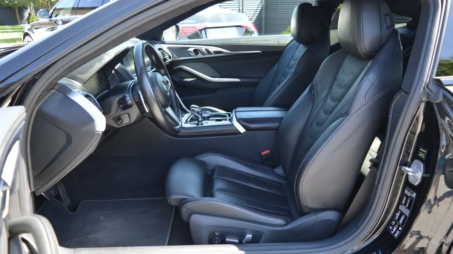 BMW Seria 8 -