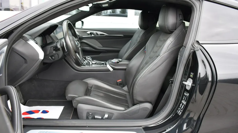 BMW Seria 8 -