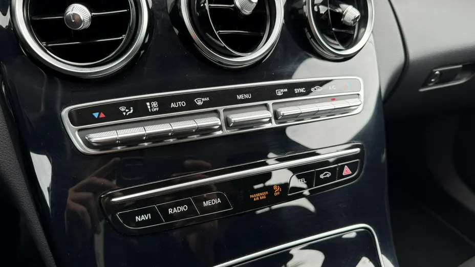 MERCEDES-BENZ C Klasa -