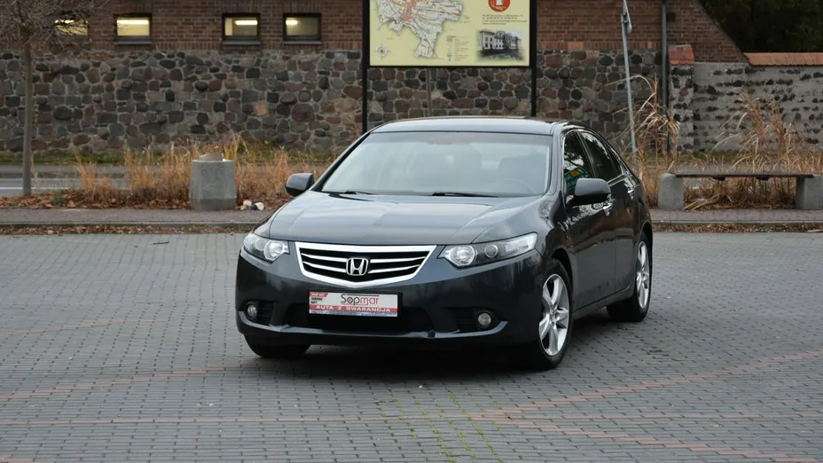 HONDA Accord -