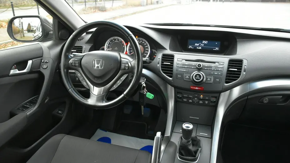 HONDA Accord -