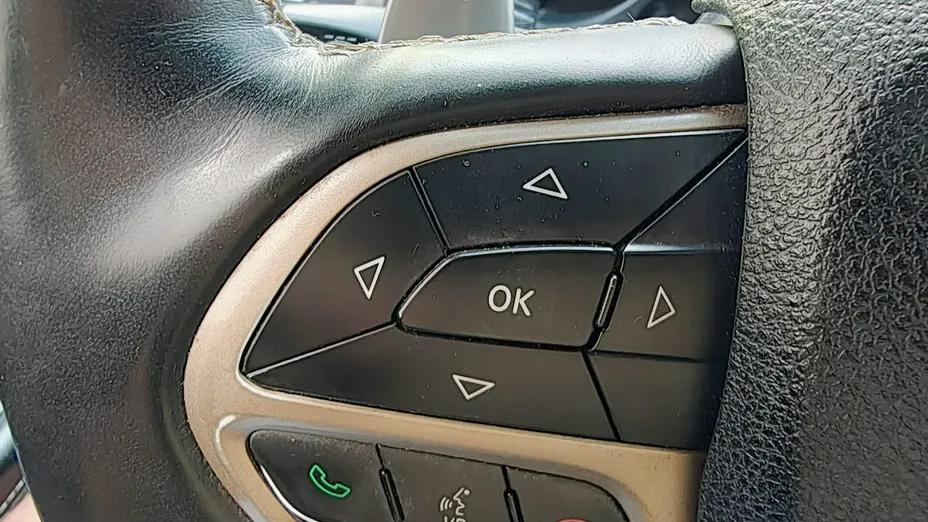 JEEP Grand Cherokee -