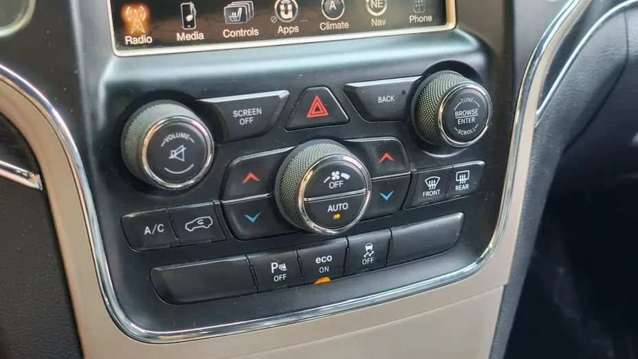 JEEP Grand Cherokee -