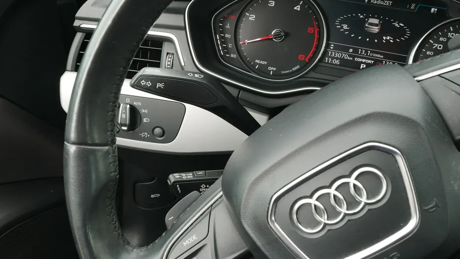 AUDI A4 -