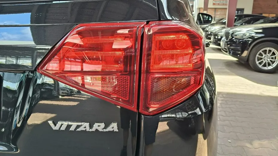 SUZUKI Vitara -