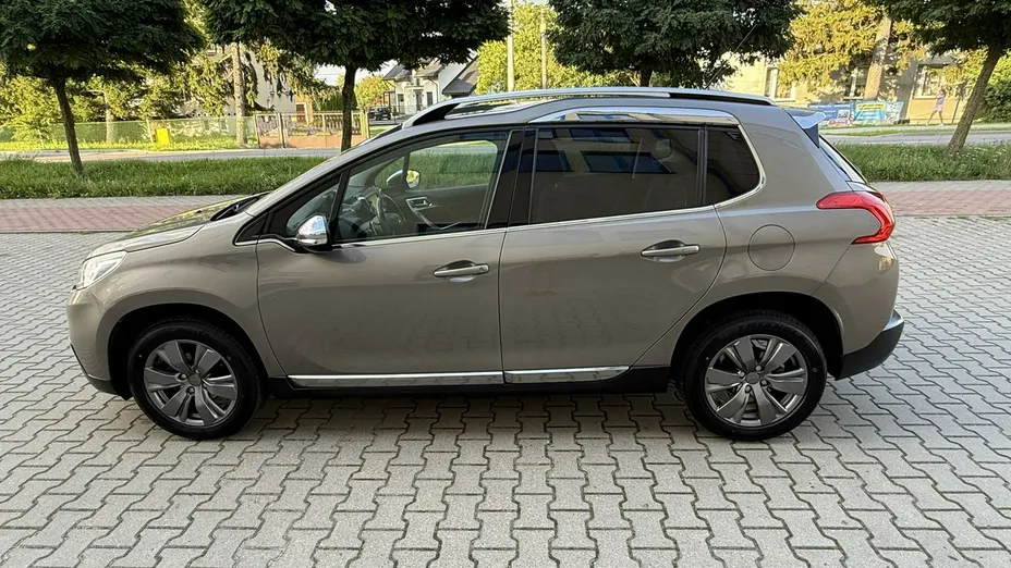 PEUGEOT 2008 -