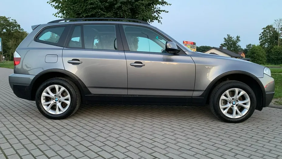 BMW X3 -