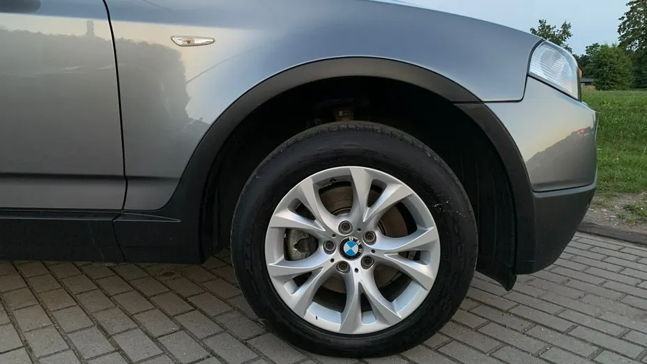 BMW X3 -