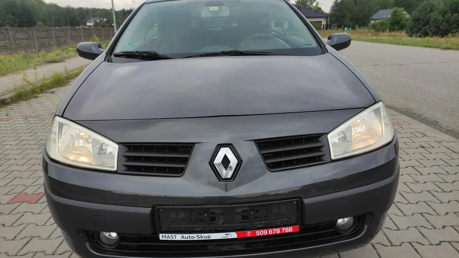 RENAULT Megane -