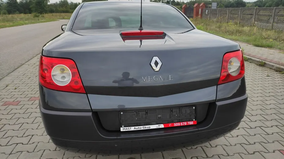 RENAULT Megane -